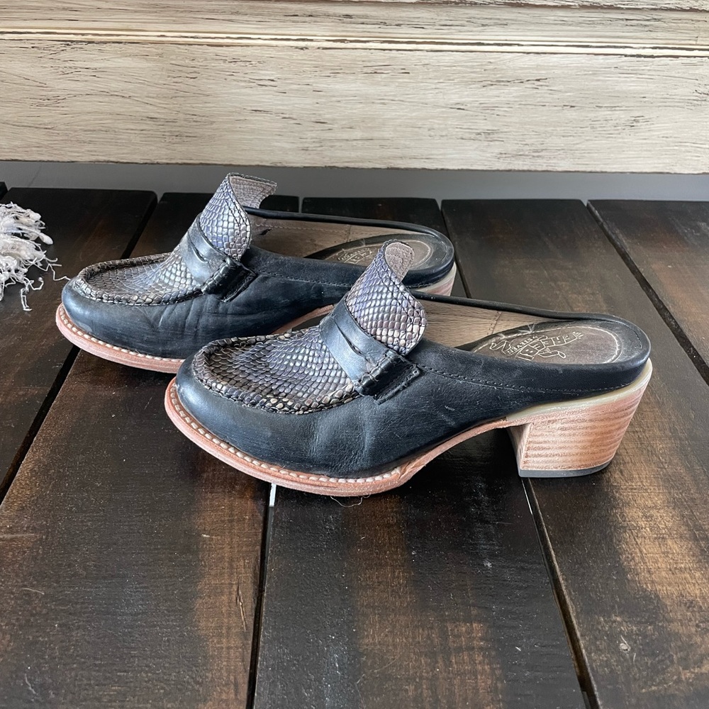 COLLINS | Freebird Stores